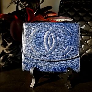 Authentic Chanel CC Logo Caviar Skin Leather Wallet